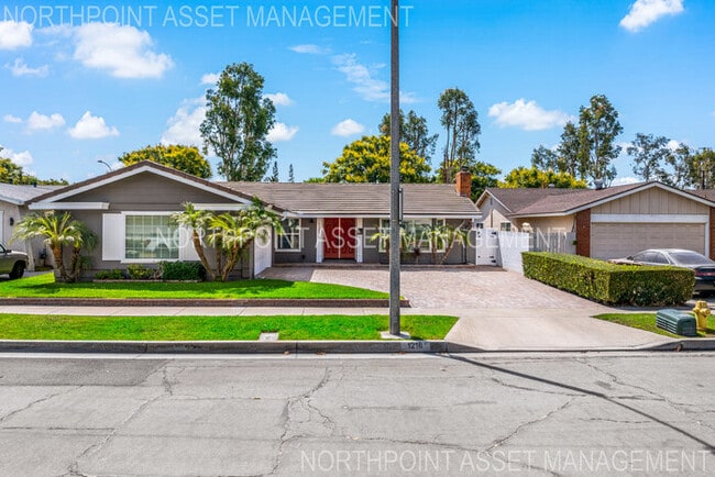 Building Photo - Brand New Remodel – Stunning Pool Home wit...