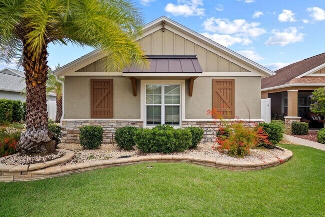 Building Photo - Exquisite 3 Bedroom 2 Bath Waterfront Home...