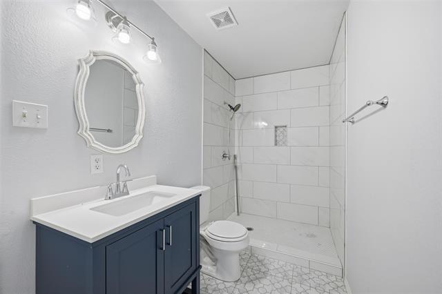 Building Photo - 607 Oldham St