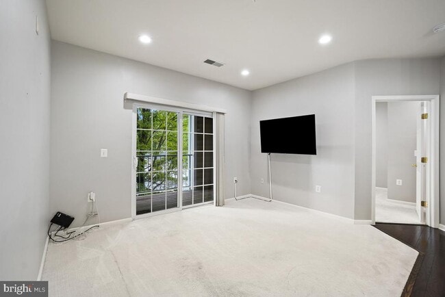 Building Photo - 101 Watkins Pond Blvd