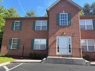 Building Photo - 4805 Poplar Crest Way