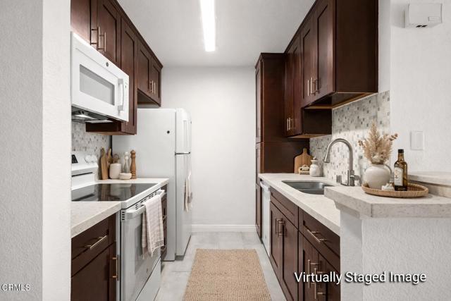 Building Photo - 4499 Via Marisol Via