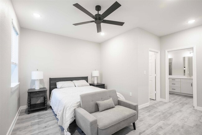 Building Photo - 2101 Reinke Rd