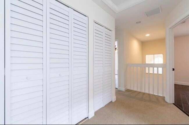 Building Photo - 4147 Meade Way