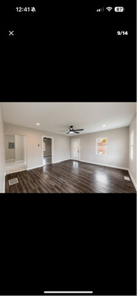 Building Photo - 1665 E Bourbonnais St
