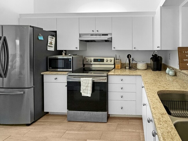 Building Photo - 14980 Vista View Way