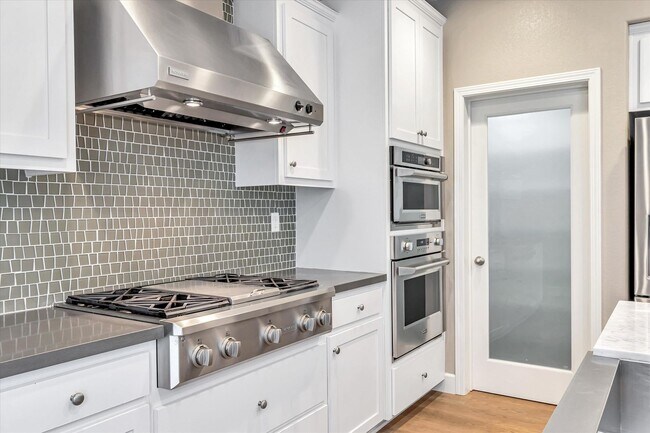 Building Photo - Wow! What a Great Home! Available Soon!