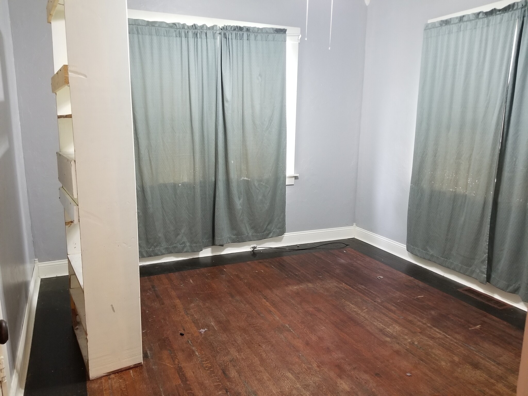 Building Photo - 343 N 35th St