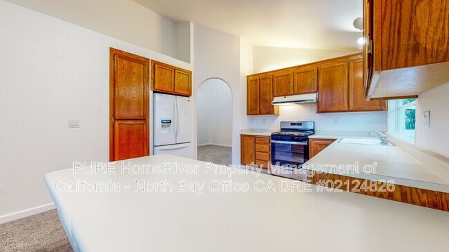 Building Photo - 514 Christopher Way