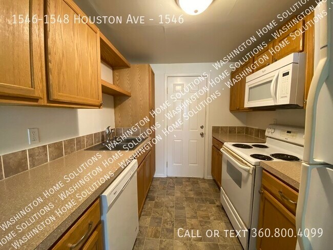 Building Photo - 1546-1548 Houston Ave-1546