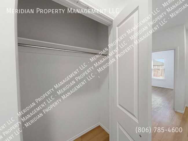 Building Photo - 5530 Itasca St