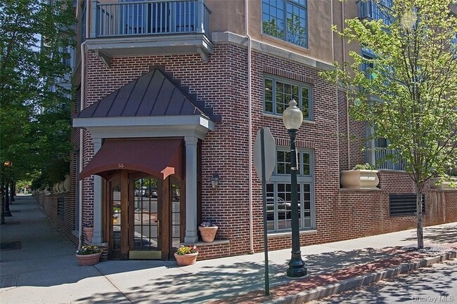 Building Photo - 55 1st St