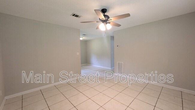 Building Photo - 1022 Woodbury Pl