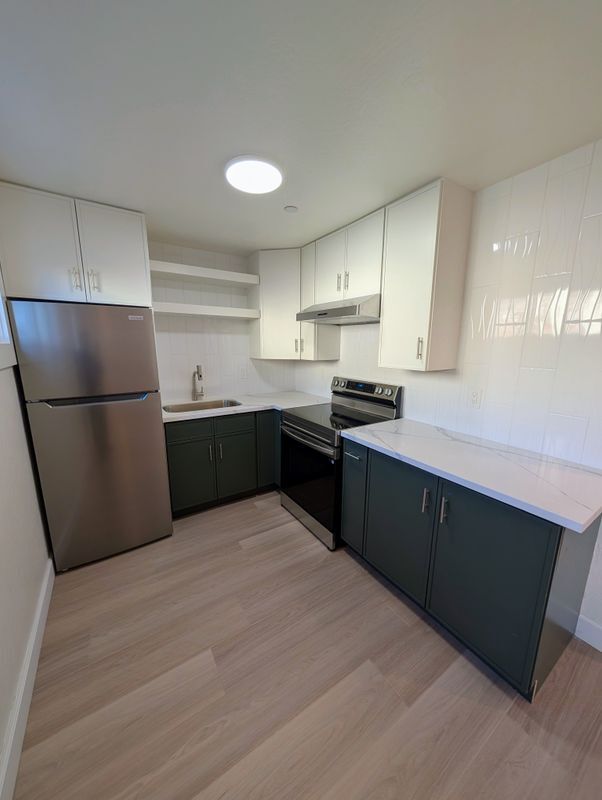 Primary Photo - 318 3rd Ln