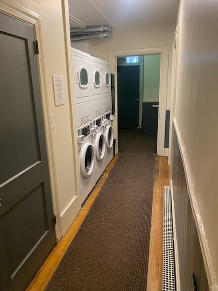 Building Photo - 476 Commonwealth Ave