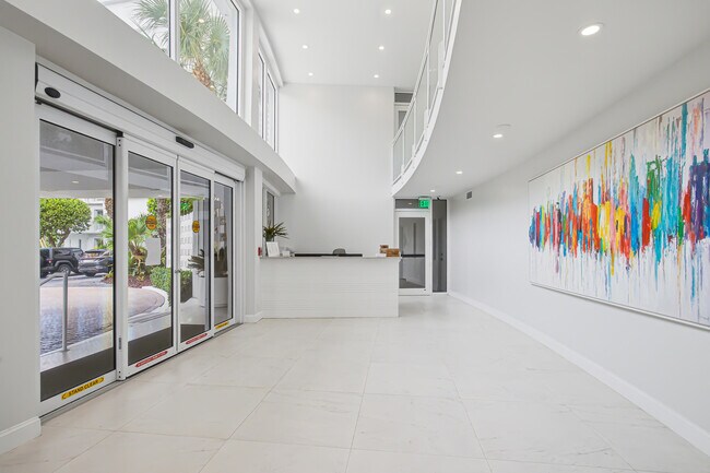 Building Photo - 2780 S Ocean Blvd