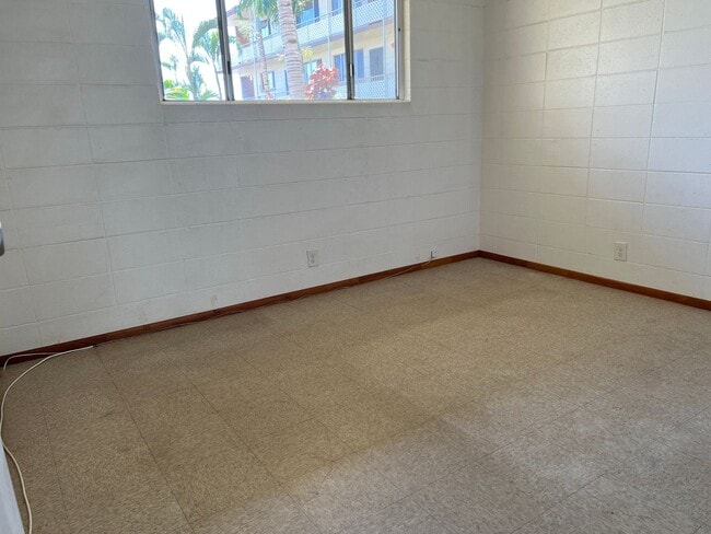 Building Photo - 2 Bedroom / 1 Bath at the Leolua Gardens
