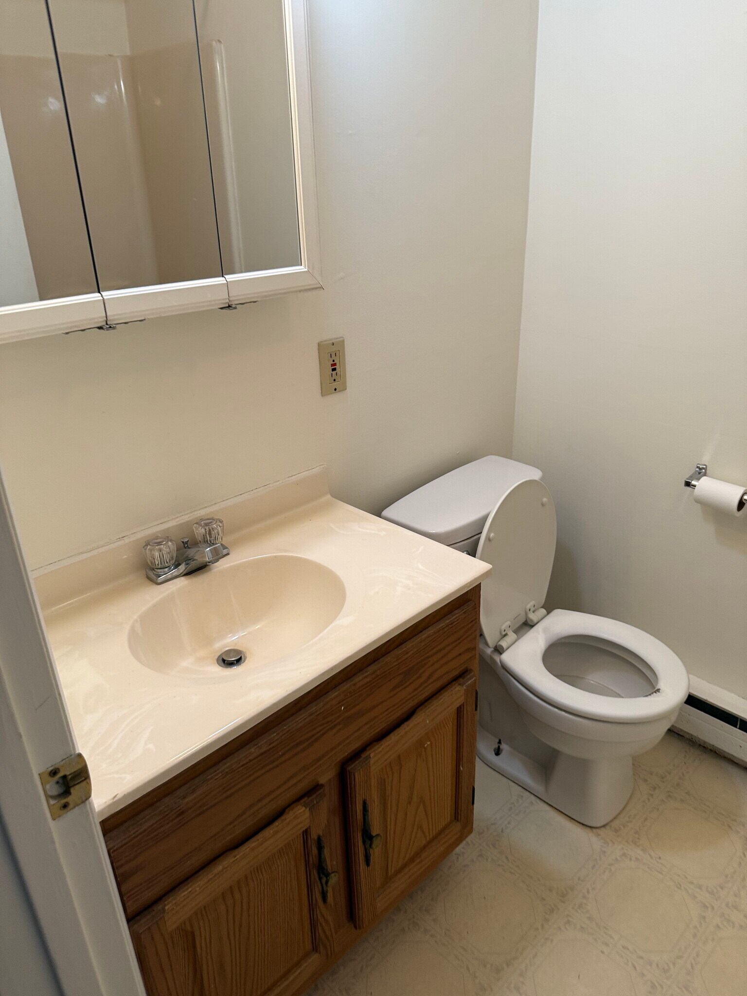 Bath - 926 Washington Blvd