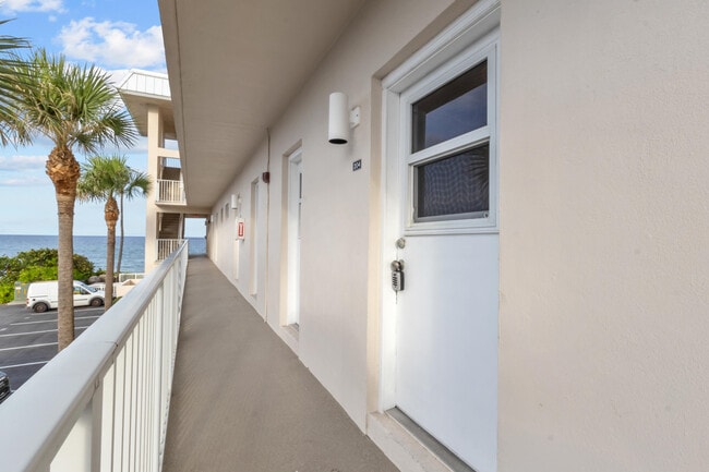 Primary Photo - 3851 N Ocean Blvd