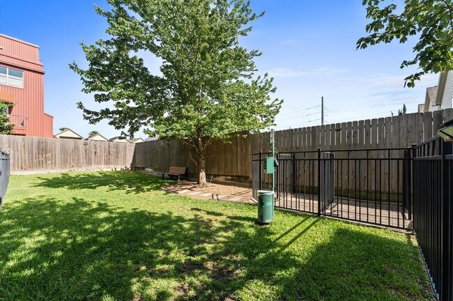 Building Photo - 312 Eado Park Cir
