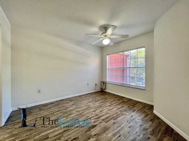 Building Photo - 9126 Lake Chase Island Way