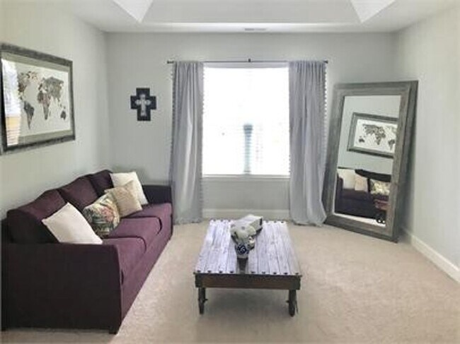 Building Photo - Carolina Lakes Gated Community!!