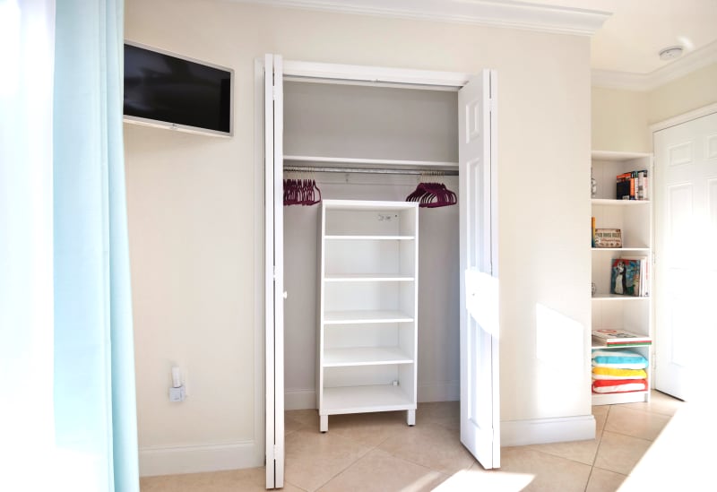 Building Photo - 1420 NE 17th Terrace