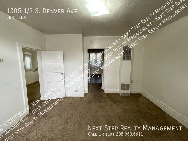 Building Photo - 1305 S Denver Ave