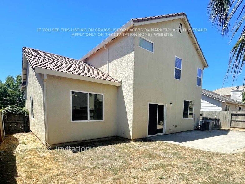 Building Photo - 5569 Roaring Rapids Way