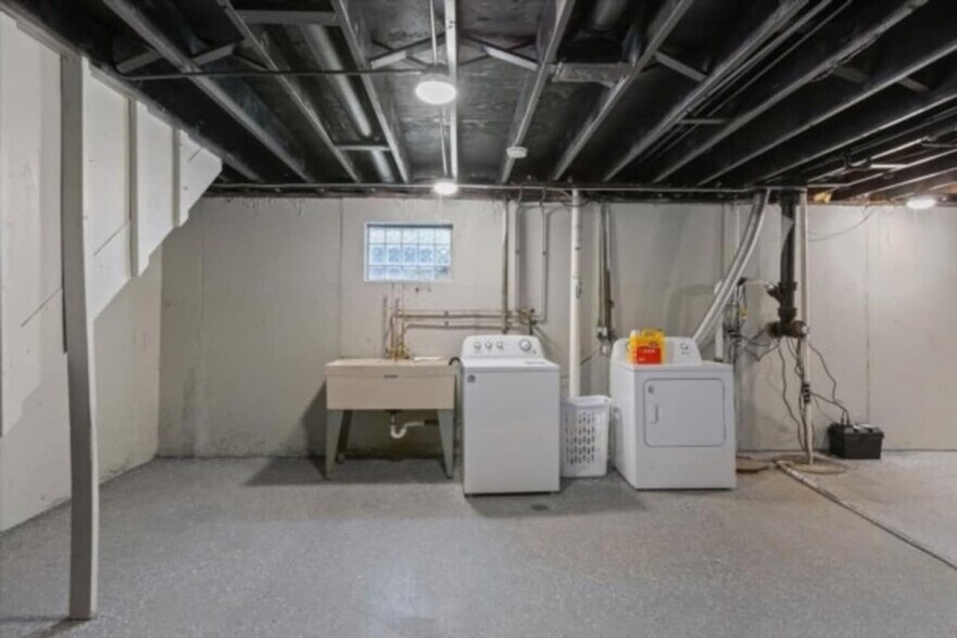 Building Photo - 508 S Warrington Rd