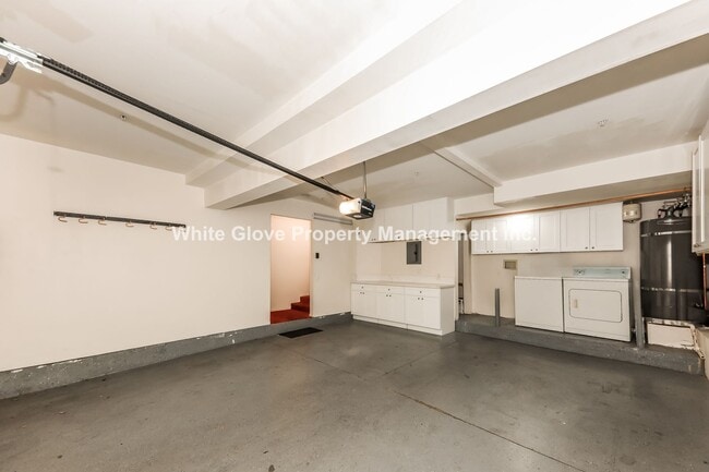 Building Photo - 2 Bedroom Tustin Ranch Condo