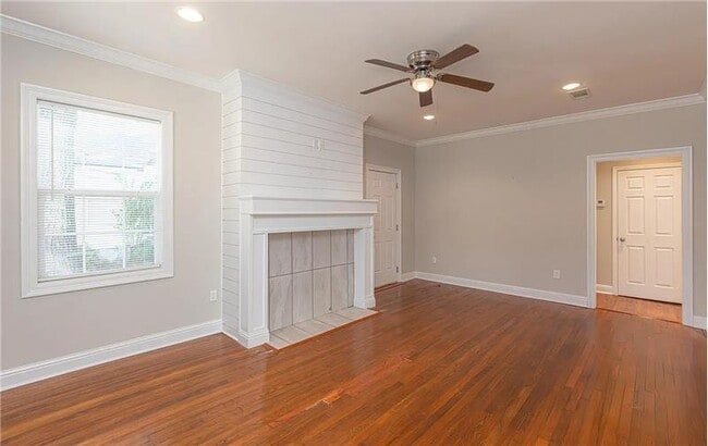 Building Photo - 3424 Northview Dr