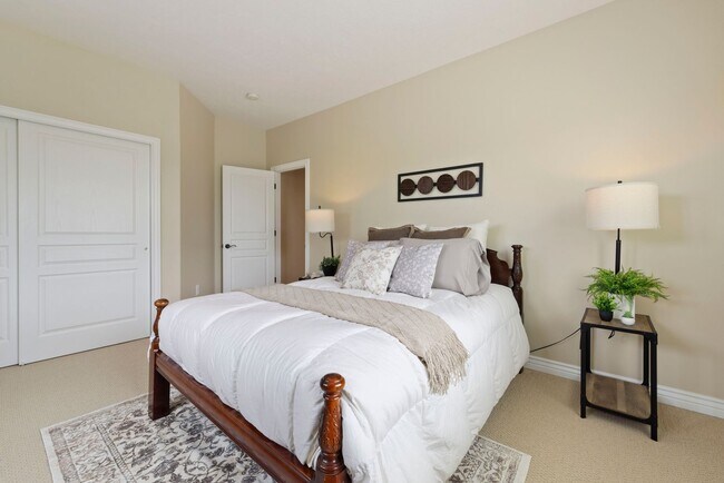 Building Photo - Executive Furnished Home For Rent In Orem!