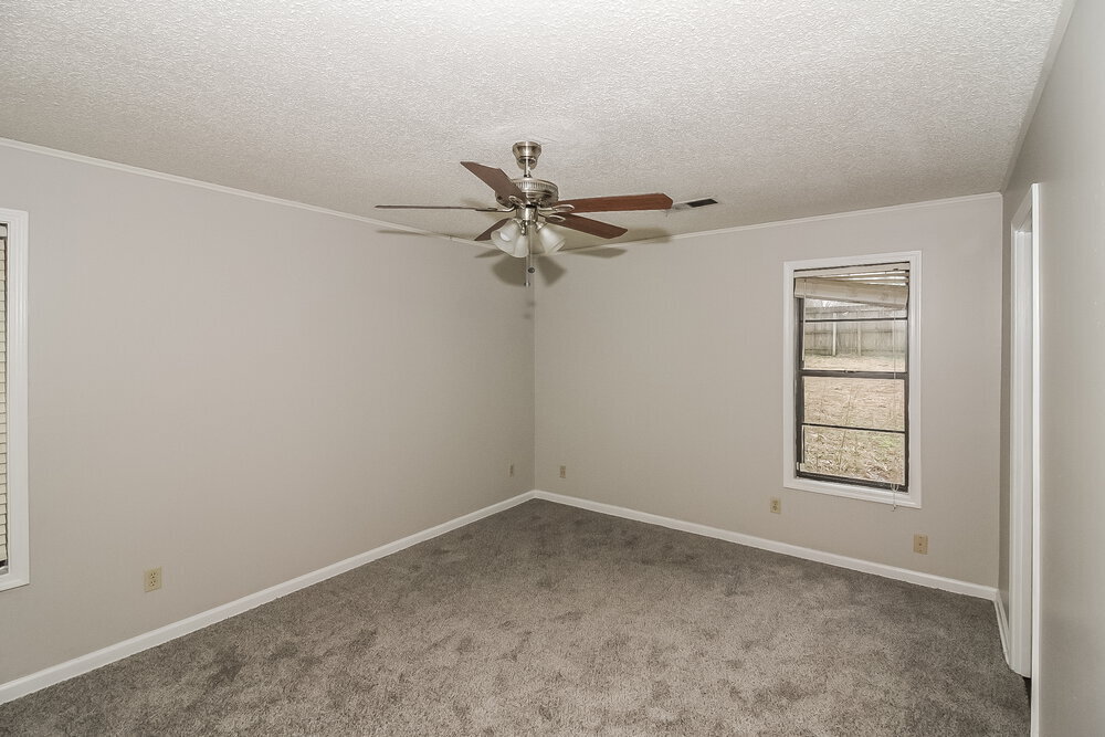 Building Photo - 8229 Valley Ridge Trail