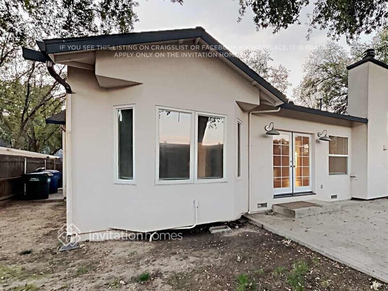 Building Photo - 5520 Hope Ranch Ct