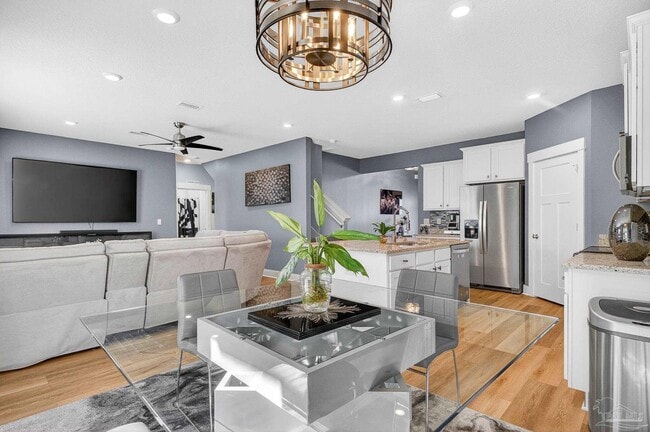Building Photo - 6076 Rutherford Lp