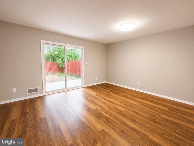 Building Photo - 2930 Wetherburn Ct