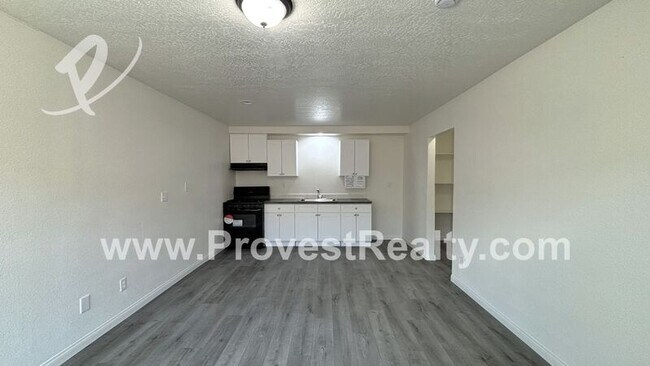 Building Photo - 11800 White Ave