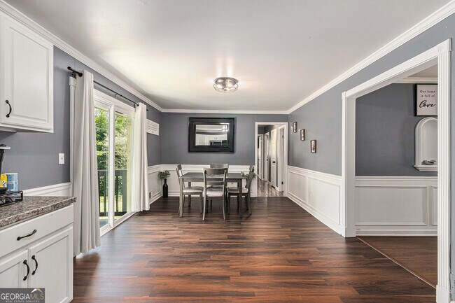 Building Photo - 2958 Holcomb Ct