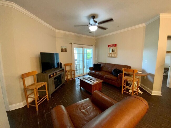Building Photo - Furnished 3 bedroom 3 bath Condo - Flexible Term lease - Topsail Landing Community