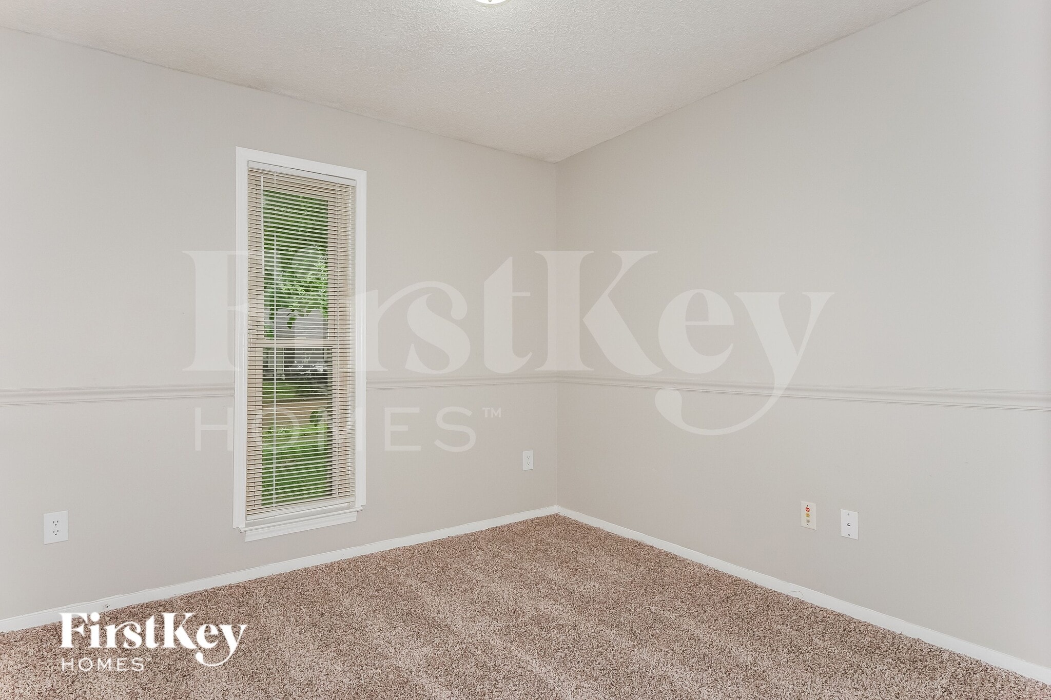 Building Photo - 3037 Leeridge Dr