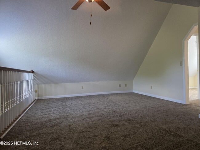 Building Photo - 2950 Florence Dr