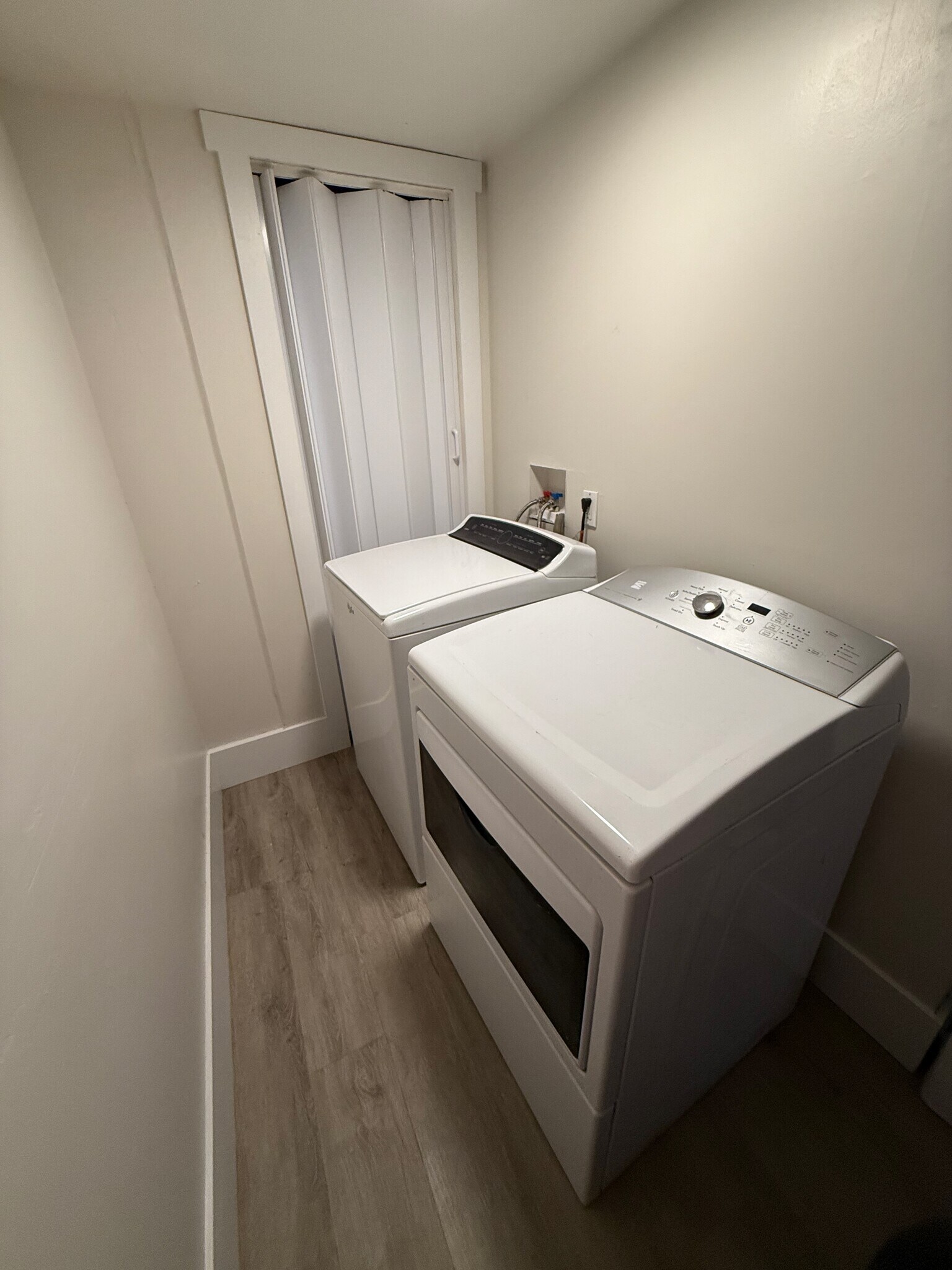 Building Photo - 1105 W 10550 S