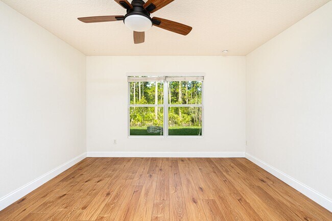 Building Photo - Welcome to your Dream Home in Ormond Beach