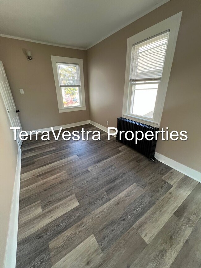 Building Photo - 3 Bed Single Family in Elmer! Eligible for $500 Security Deposit.