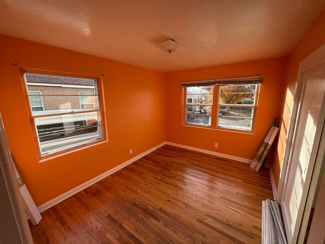 Building Photo - Beautiful 4 bedroom 3 bathroom home!