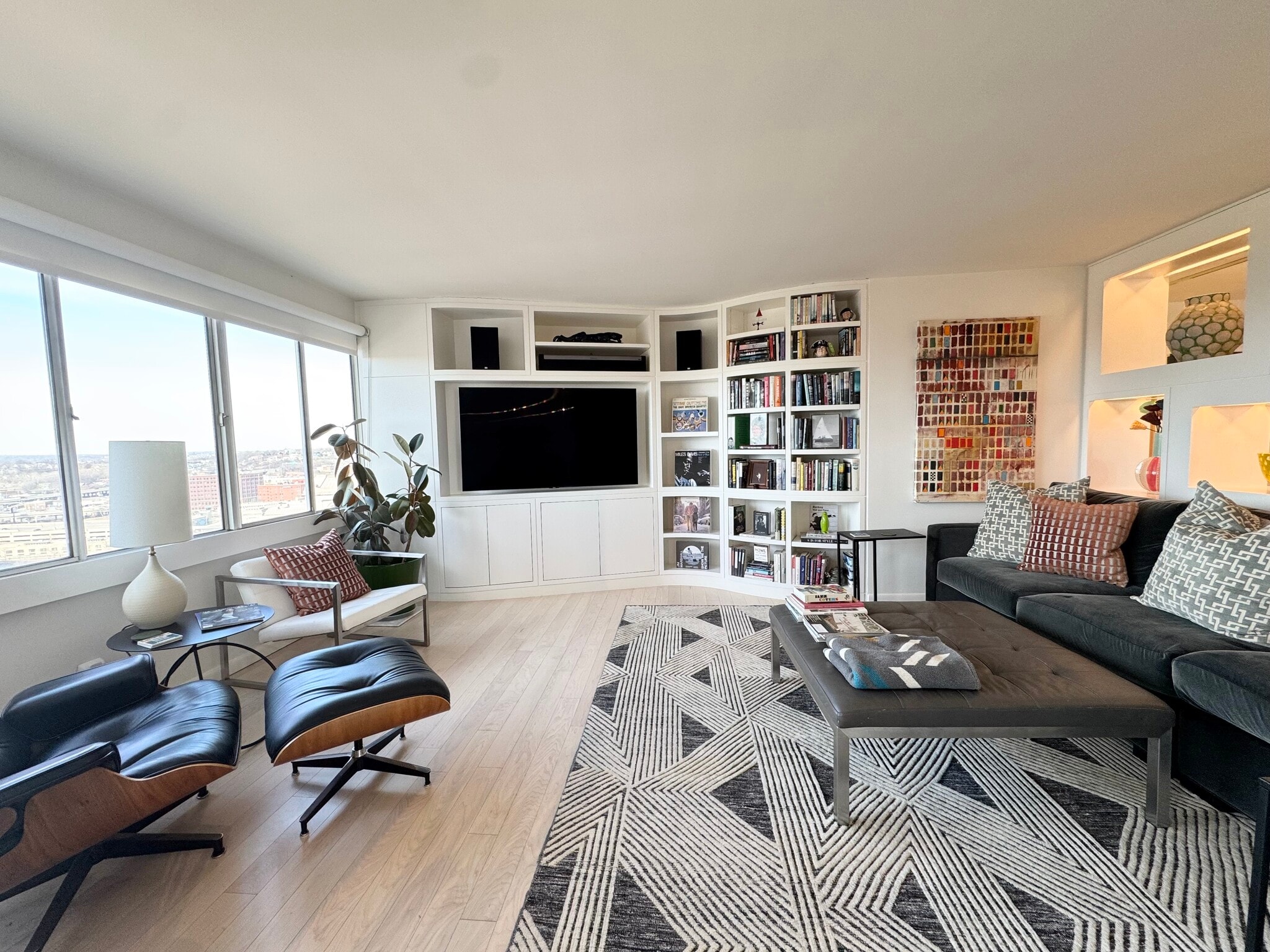 Building Photo - 2510 Grand Blvd