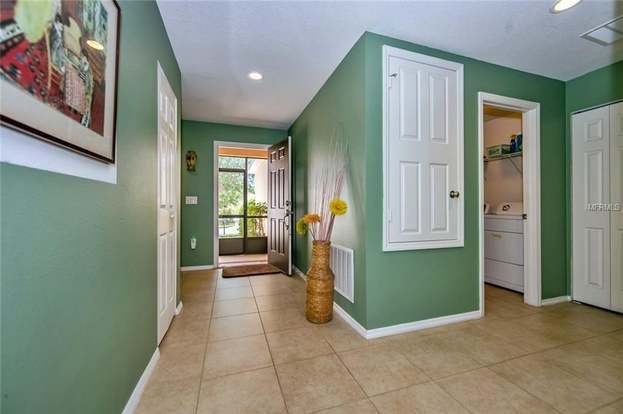 Building Photo - 2044 Wavy Leaf Ct