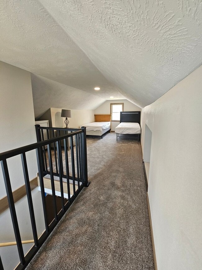 Building Photo - Charming 3 bedroom Home for rent in Sioux ...