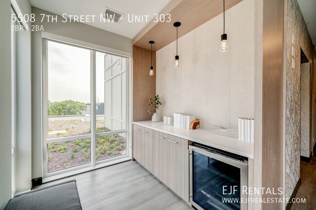 Building Photo - Urban Pace/EJF Rentals Proudly Present the...